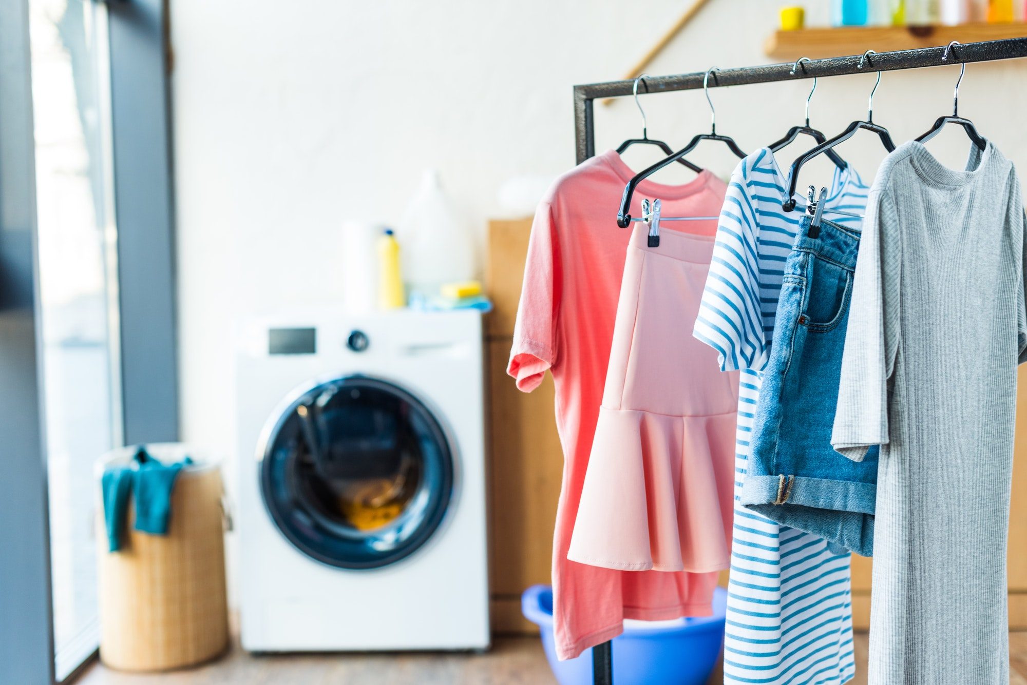 Zeppelin Cleaners | Dry Cleaning and Alteration Sherman Oaks photo 2
